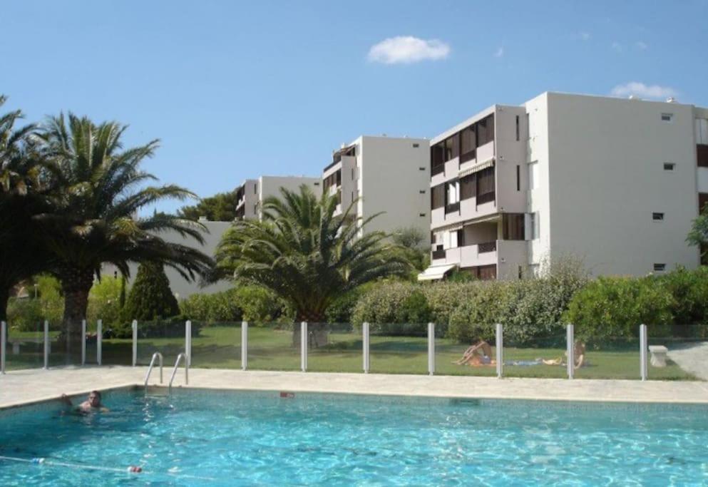 Superbe Appartement Piscine, Tennis, Vue Mer Et Decore Avec Gout 카시스 외부 사진